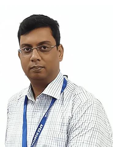 Dr. Navneet Agarwal